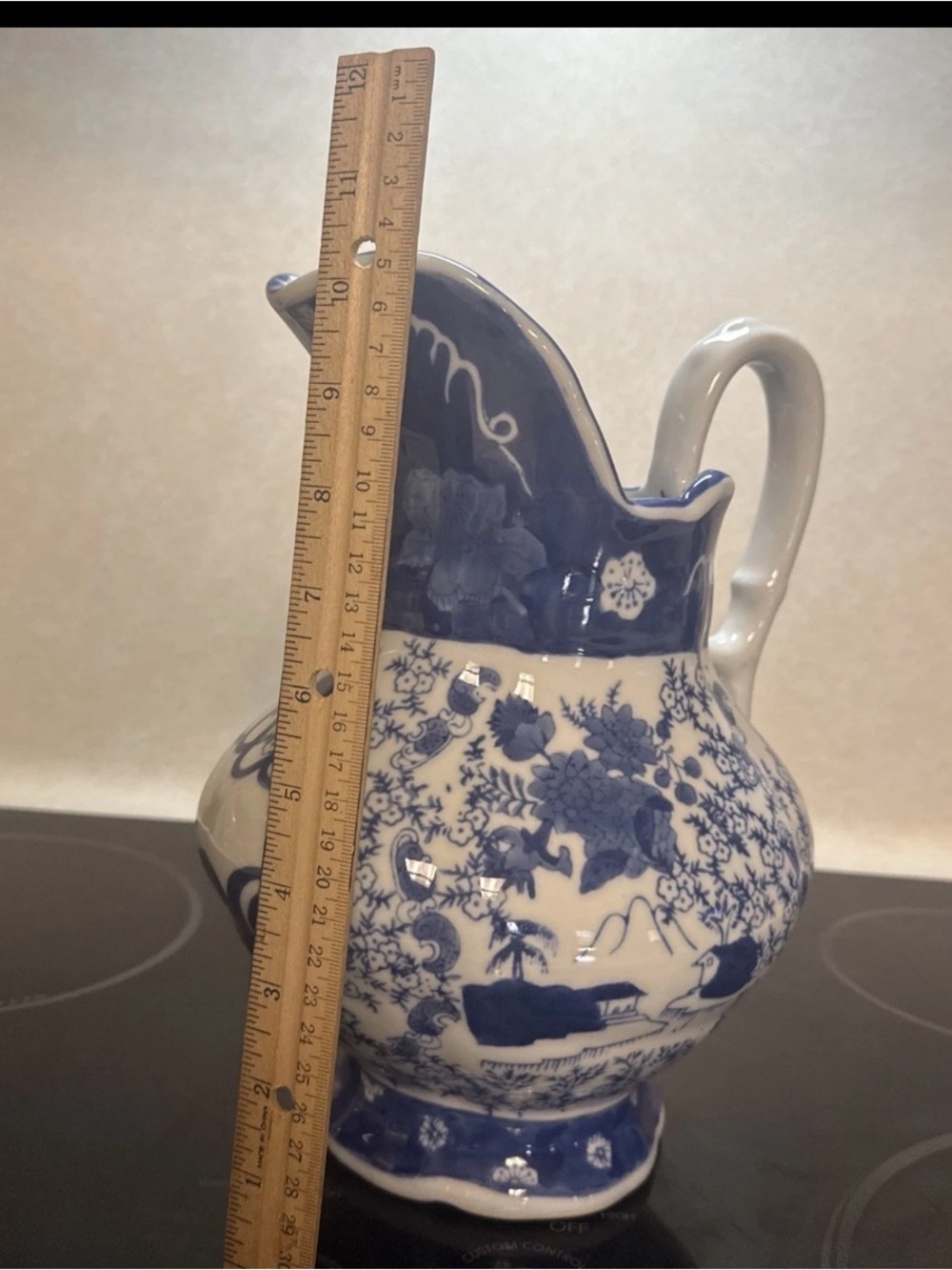 Vintage Blue Willow Pattern Fine Porcelain Pitcher - Picture 6 of 6